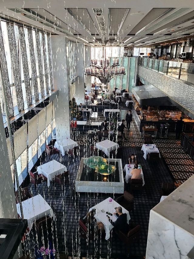全港最高酒店享用生日下午茶