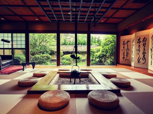 柚富の郷 彩岳館