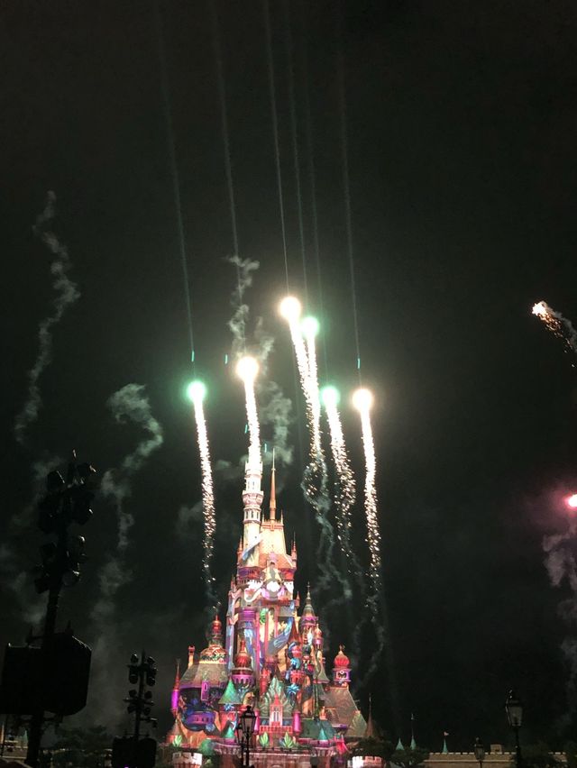 香港迪士尼城堡🏰煙花匯演返嚟啦