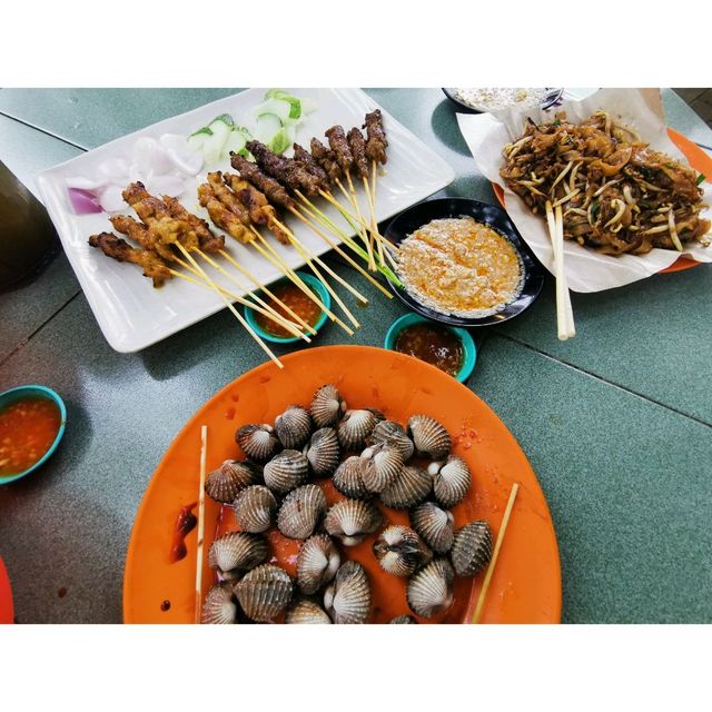 Cedar Point Food Centre 食得福美食中心

