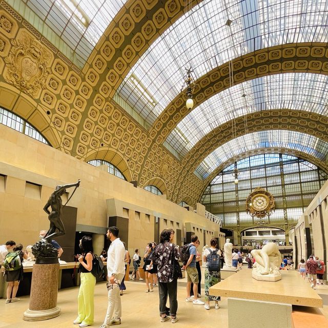 【Paris】時計台の写真で有名なオルセー美術館！セーヌ川沿いのオシャレ美術館！