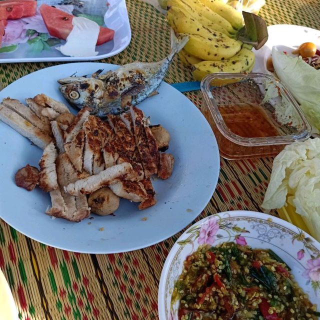 พาครอบครัวไปปิคนิคบึงลับในเขื่อนจุฬาภรณ์