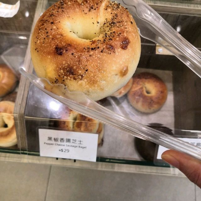 mikiki對面有貝果專門店「玖拾烘焙」