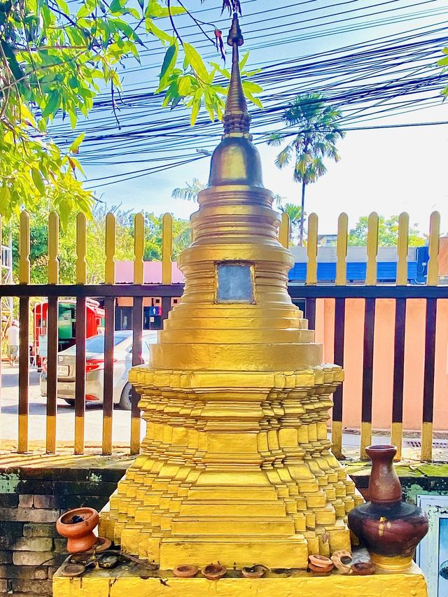 พระธาตุประจำปีเกิด 12 นักษัตร | วัดโลกโมฬี