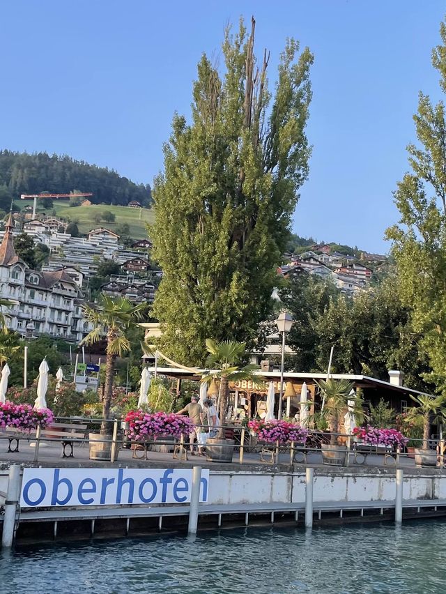 Oberhofen Thun See🏰