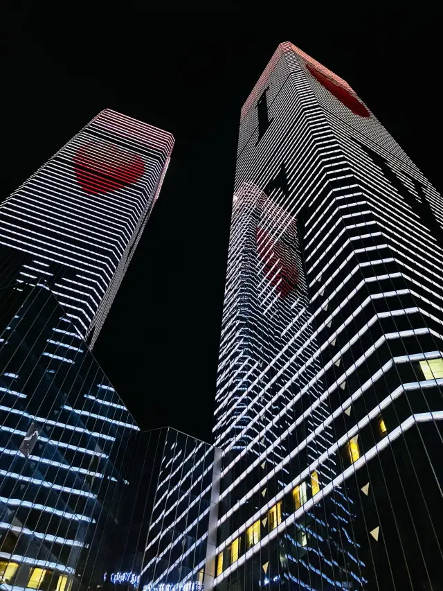 Twin towers, White House: Guiyang, Huaguoyuan