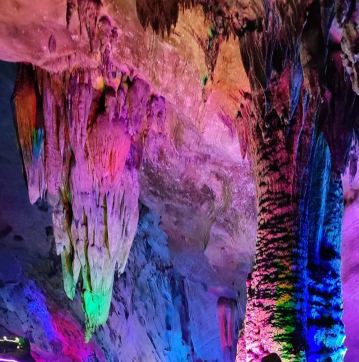 Amazing cave tour at Dragon Palace Cave