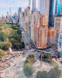 Located in the east of New York, the Mandarin Oriental hotel overlooks the Hudson River and Central Park. ✨