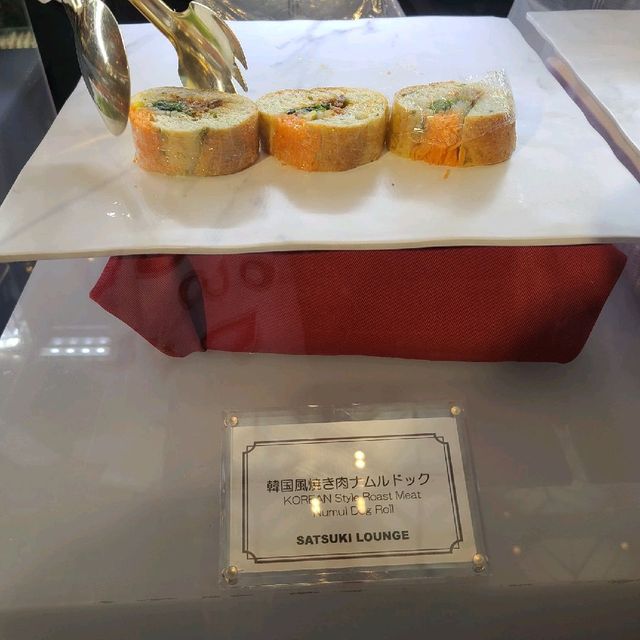 ホテルでイチゴ狩り🍓【ニューオータニ・アフタヌーンティーLounge SATSUKI】⭐