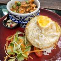 คาเฟ่ บาหลี 81 Cafe ลพบุรี