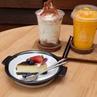 “YAK SPACE “  cafe @krabi 