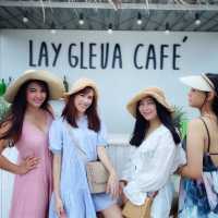 เล เกลือ คา เฟ่☕️🌻 Lay Gleua Cafe 