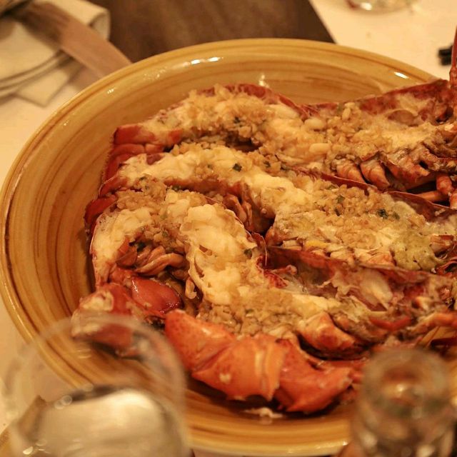 大家食咗自助餐