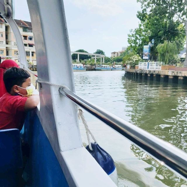 cruising down melaka river