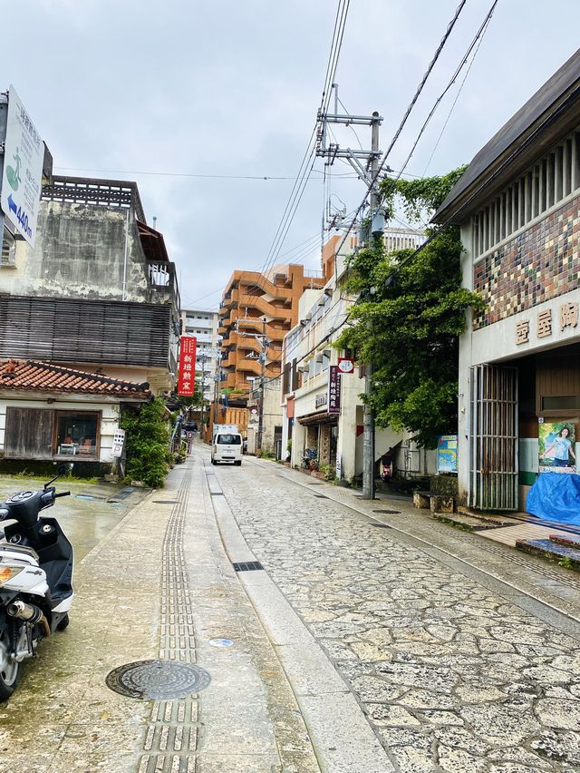 那覇🌴陶器やレトロカフェから歴史を肌で感じる✨