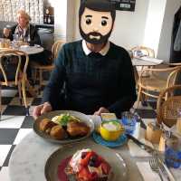 巴黎聖心堂附近人氣brunch店
