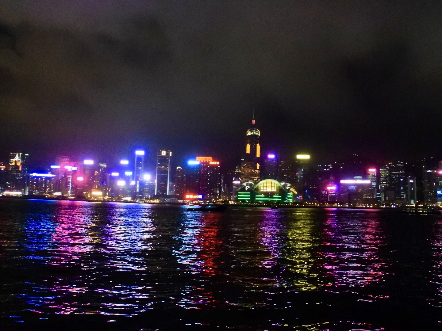 香港の夜景を見ながら夜のお散歩 Trip Com 香港の旅のブログ