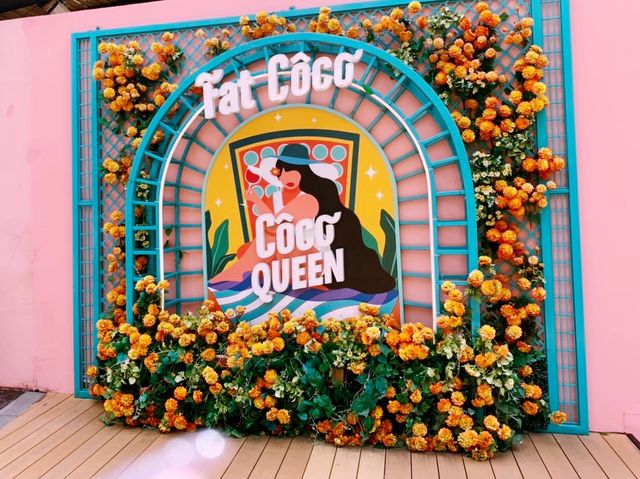 Fat coco cafe’สุดชิคริมหาดในพัทยา