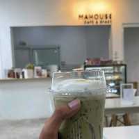 Mahouse​ cafe & space, 🥧🧁