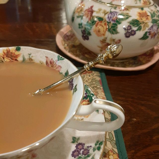 【大阪 守口市】紅茶専門店の本格的なお茶を楽しめるカフェ