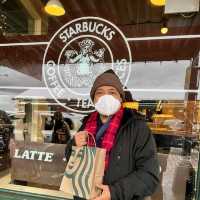 1912 PIKE PLACE: THE ORIGINAL STARBUCKS