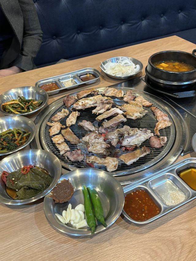 광주 쌍촌동 닭구이 맛집,참숯불에 꾸운 닭