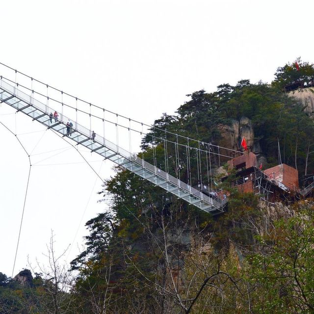 Tianqiaogou Glass Footbridge - Liaoning