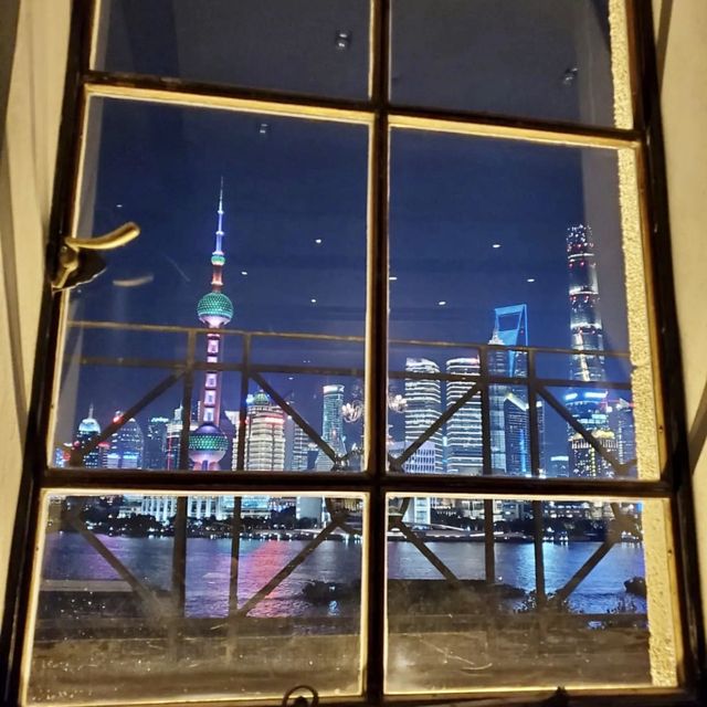 Mr & Mrs Bund - Shanghai, China