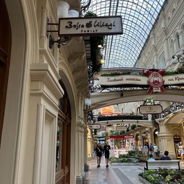 A unique mall 🛍 
