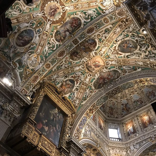 Romanesque external meets Baroque internal