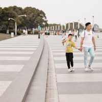 The best lakefront walk in Suzhou! 