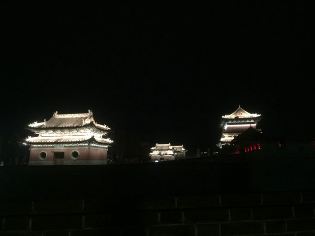 Datong's Ancient City Wall At Night!