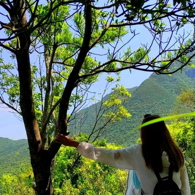 Qiniang Mountain hike in Dapeng