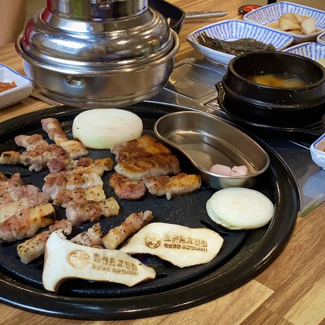 삼겹살1인분이 만원이라니!, ‘호성동 고깃집’