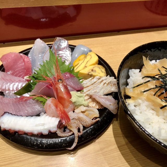 【石川・金沢】市民からも親しまれる「近江町市場」