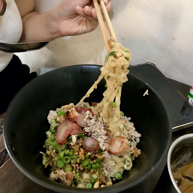 แจกหมุดร้านก๋วยเตี๋ยวสุโขทัยเด็ก! เสาชิงช้า