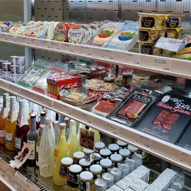 힙지로에 위치한 보틀샵✶