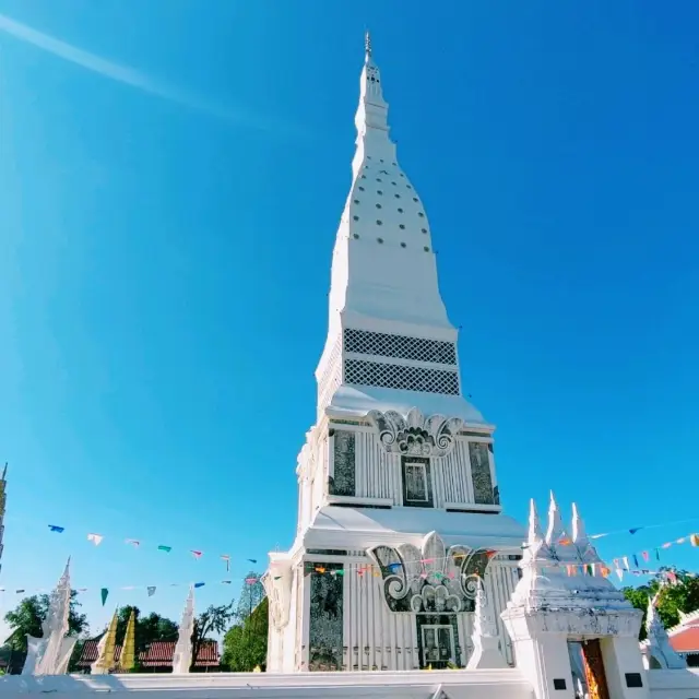 พระธาตุท่าอุเทน นครพนม

