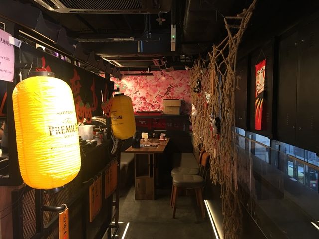 Falling for Izakaya 🥰🍂🍁🍣🎃