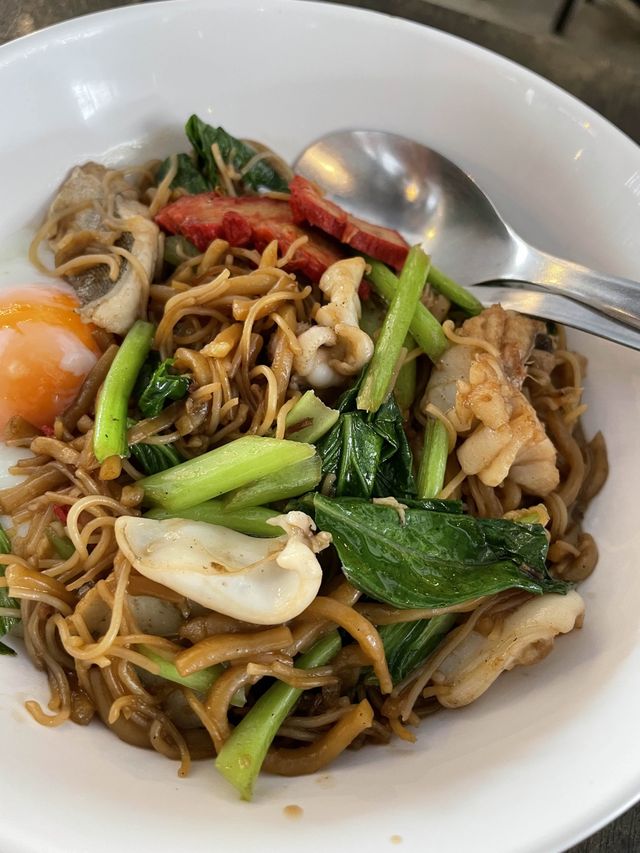 ศูนย์รวมอาหารพื้นเมืองภูเก็ต