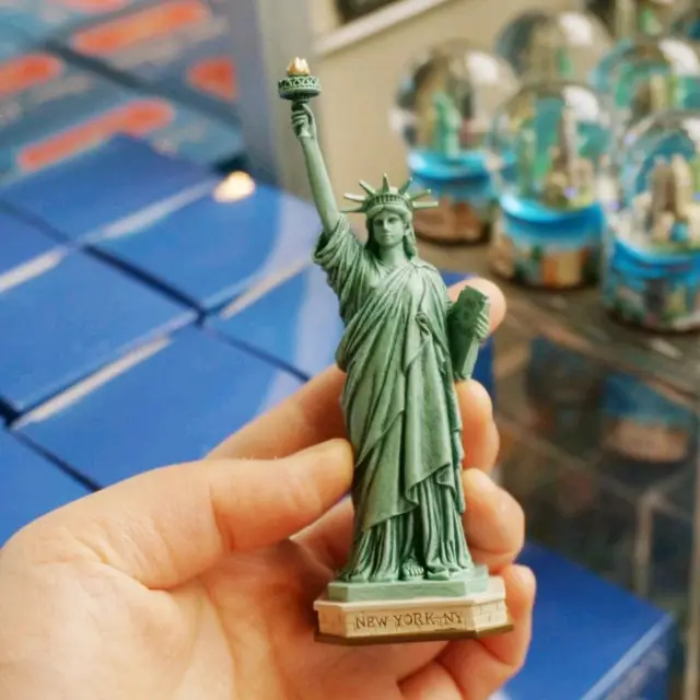 🇺🇸자유의 여신상 기념품 판매 쇼핑몰(statue of liberty museum shop)