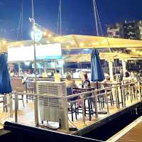 Lively Floating bar in Sentosa Boaters’ Bar