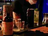 골목마다 옛 것의 감성이 가득한 올드문래에서 한 잔어때?🍸