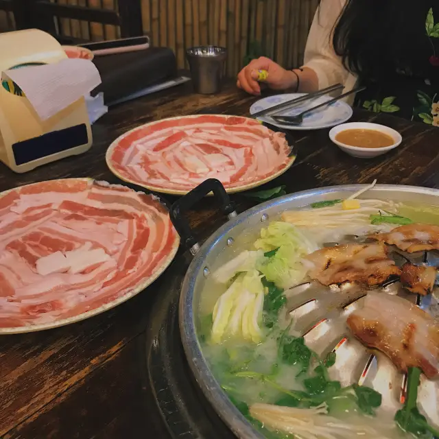 라오스 방비엥 맛집 🍽 피핑솜(Peeping som's)
