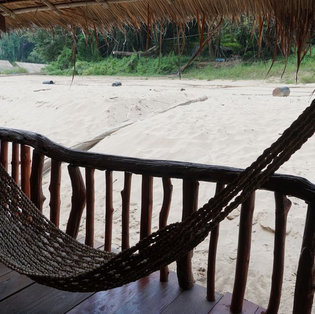 สุข สงบที่  River Kwai Jungle Raft 