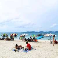 เกาะเล็กๆ​ เดิน​ 3​ ก้าวรอบเกาะ​