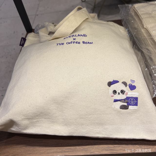 韓国【エバーランド】遊園地内のかわいいコーヒーチェーン店💜Coffee Bean