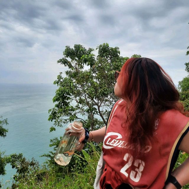 Bukit Batu Putih Hiking Trail