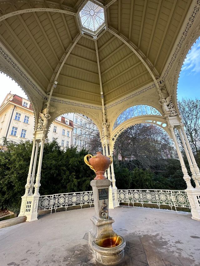 捷克景點-公園溫泉迴廊