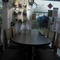 田園Cafe+貓店長，推介超軟霖豬肋排 